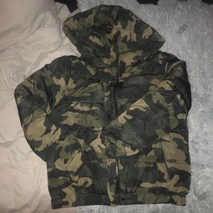 GARAGE Camo Puffer